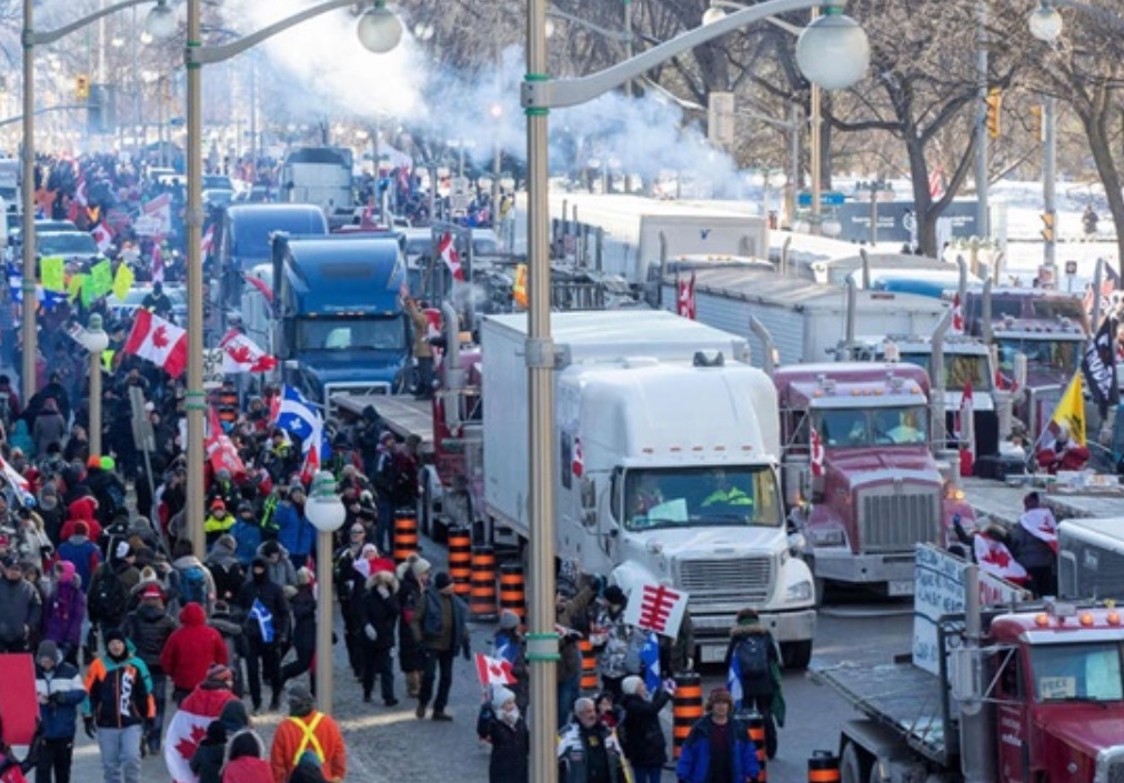 Канадские СМИ назвали Россию виновницей протестов дальнобойщиков