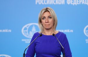 Захарова заявила об издевательстве США над украинским народом