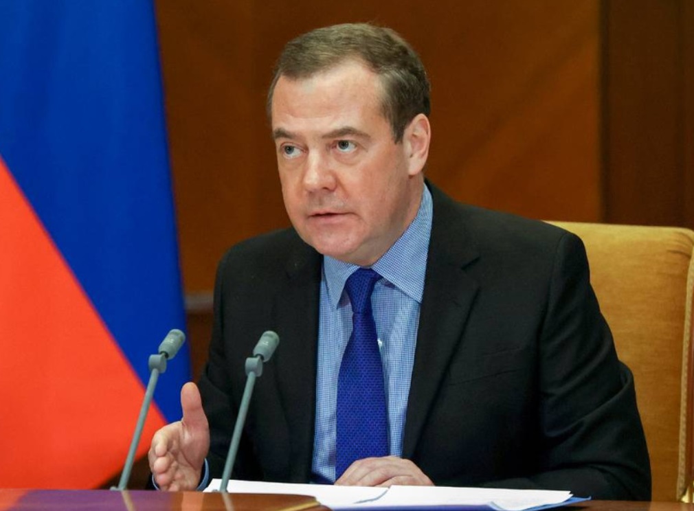 Медведев пригласил европейцев в новый мир с высокими ценами на российский газ