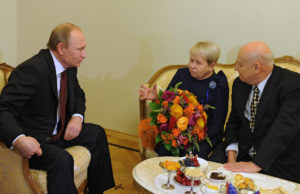 Добронравов ничего не спросил у Путина: «Напоили президента чаем»
