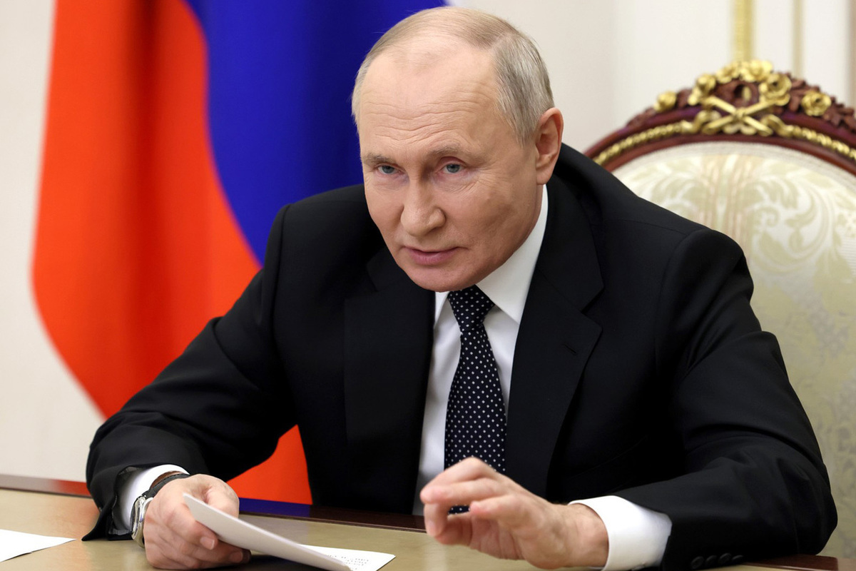 Путин обласкал правительство: экономика России показала неожиданный для Запада рост