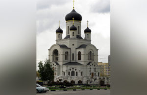 Ранивший стамеской прихожанина в храме москвич имел психические отклонения