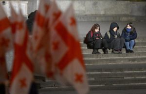 Восстановление электроснабжения в городах Грузии: ночные работы продолжаются