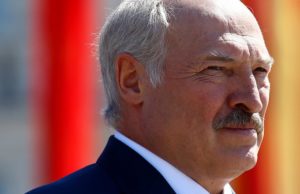Лукашенко назвал сибиряков белорусами и оценил шансы “Динамо-Минск” в плей-офф