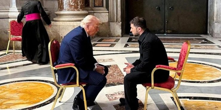 Тайна третьего стула на встрече Трампа и Зеленского в Ватикане раскрыта