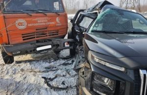Госавтоинспекция ищет очевидцев ДТП с участием пикапа и КАМАЗа в Братске