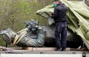Чехия отказывается искать памятник маршалу Коневу: Россия не имеет прав