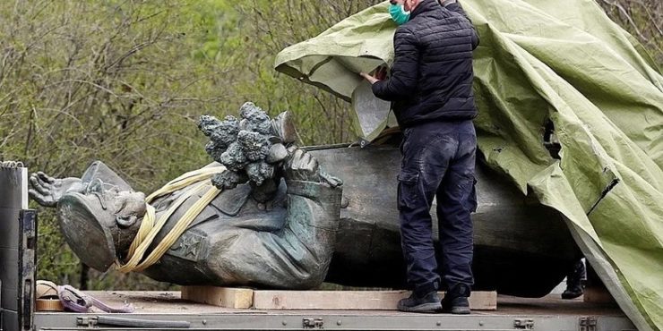 Чехия отказывается искать памятник маршалу Коневу: Россия не имеет прав